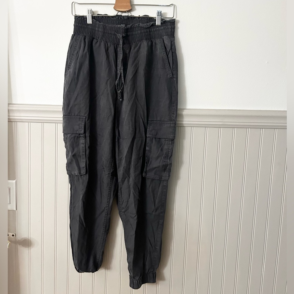Abercrombie & Fitch Women’s Medium Dark Gray Cargo Pants Drawstring Utility